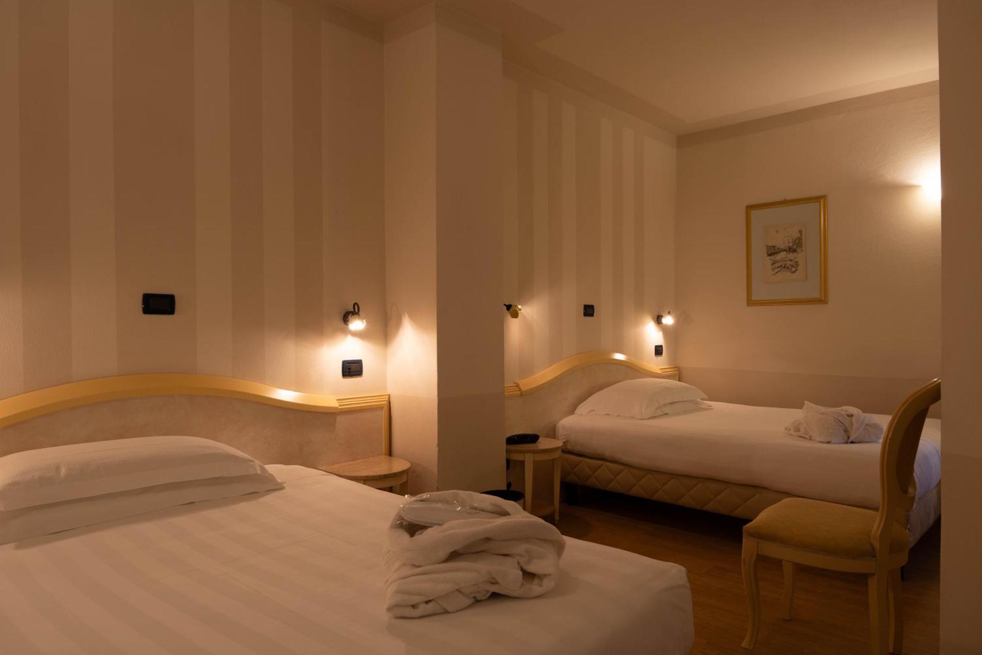 Hotel London Viareggio Kültér fotó