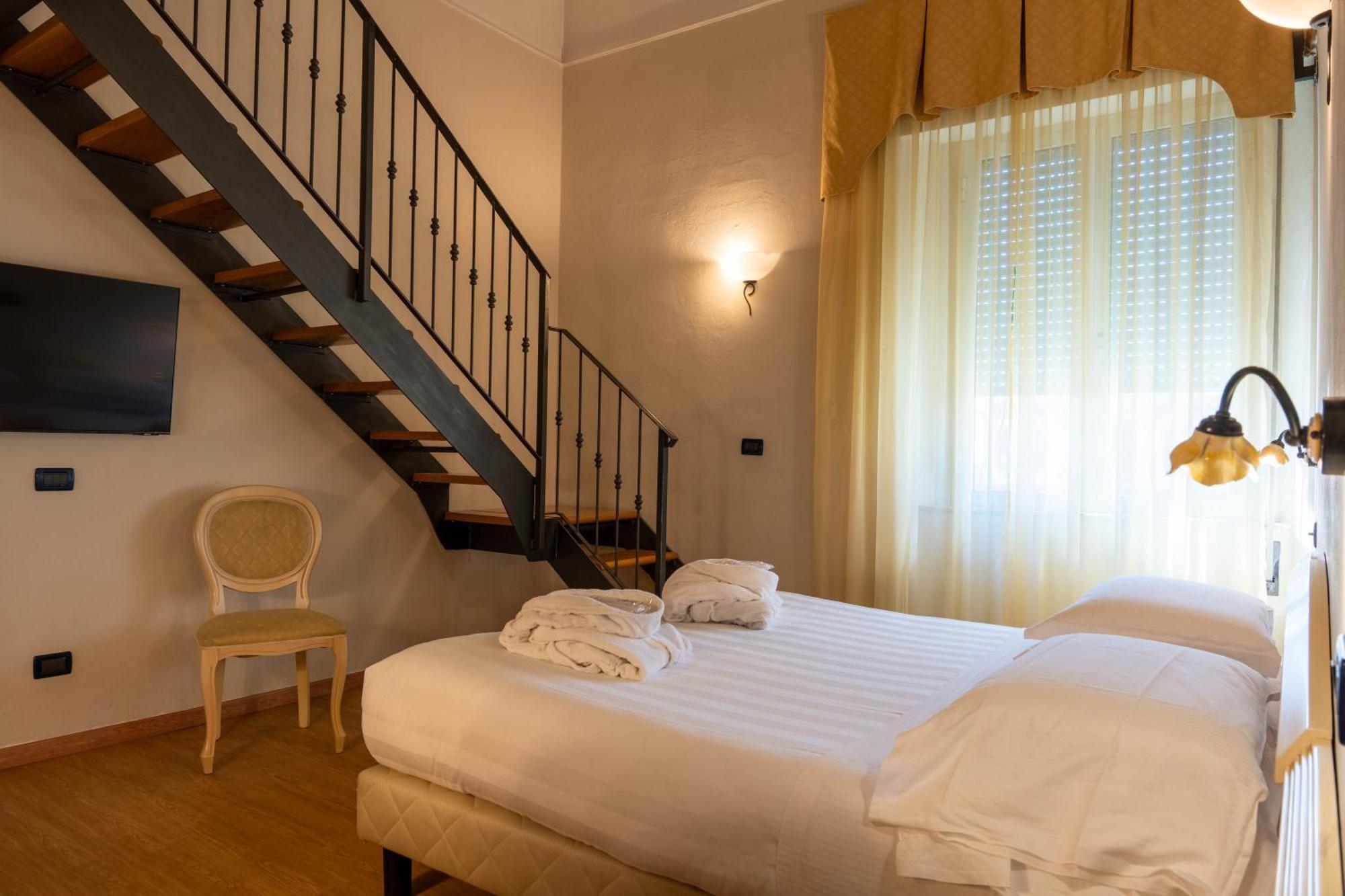 Hotel London Viareggio Kültér fotó