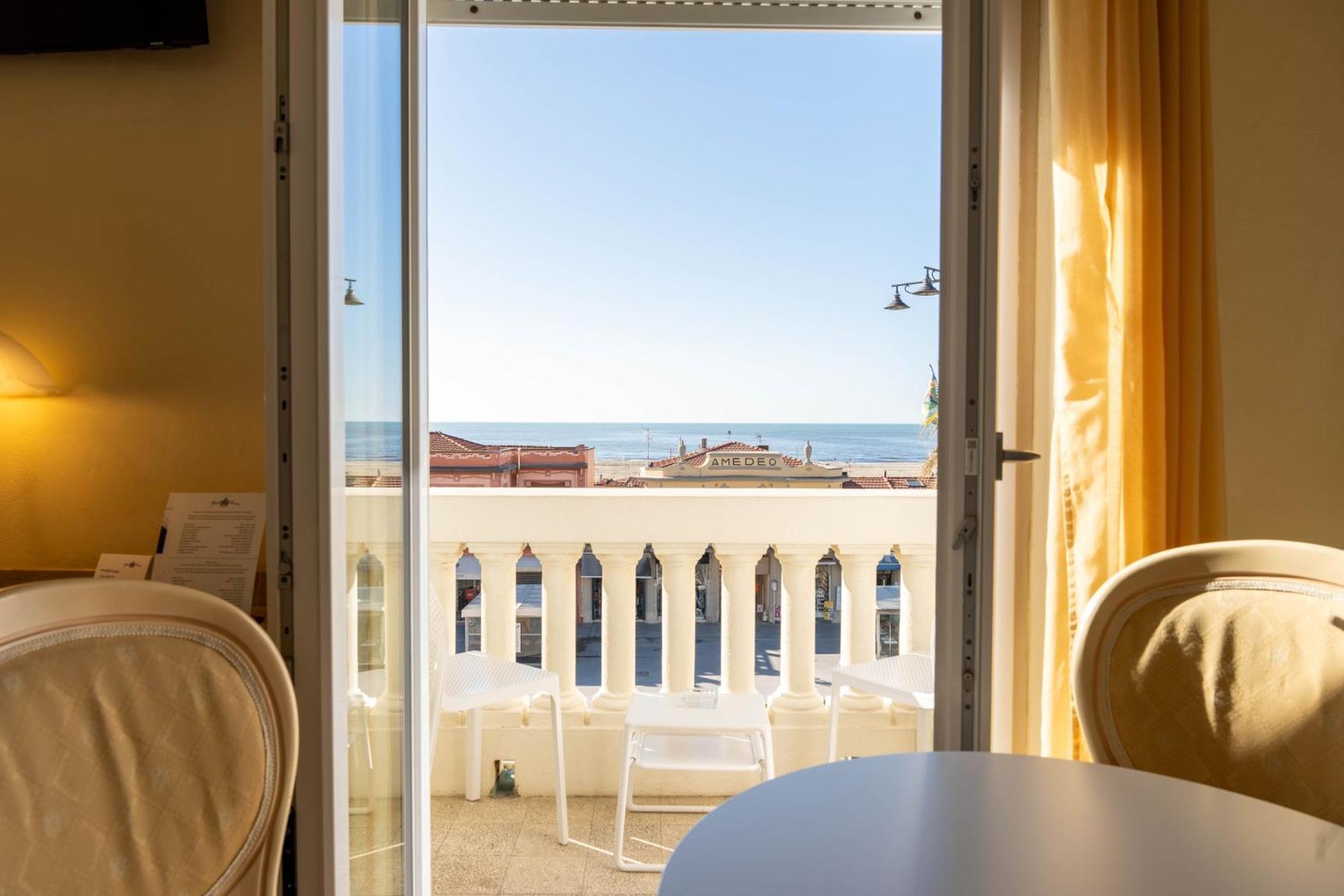 Hotel London Viareggio Kültér fotó