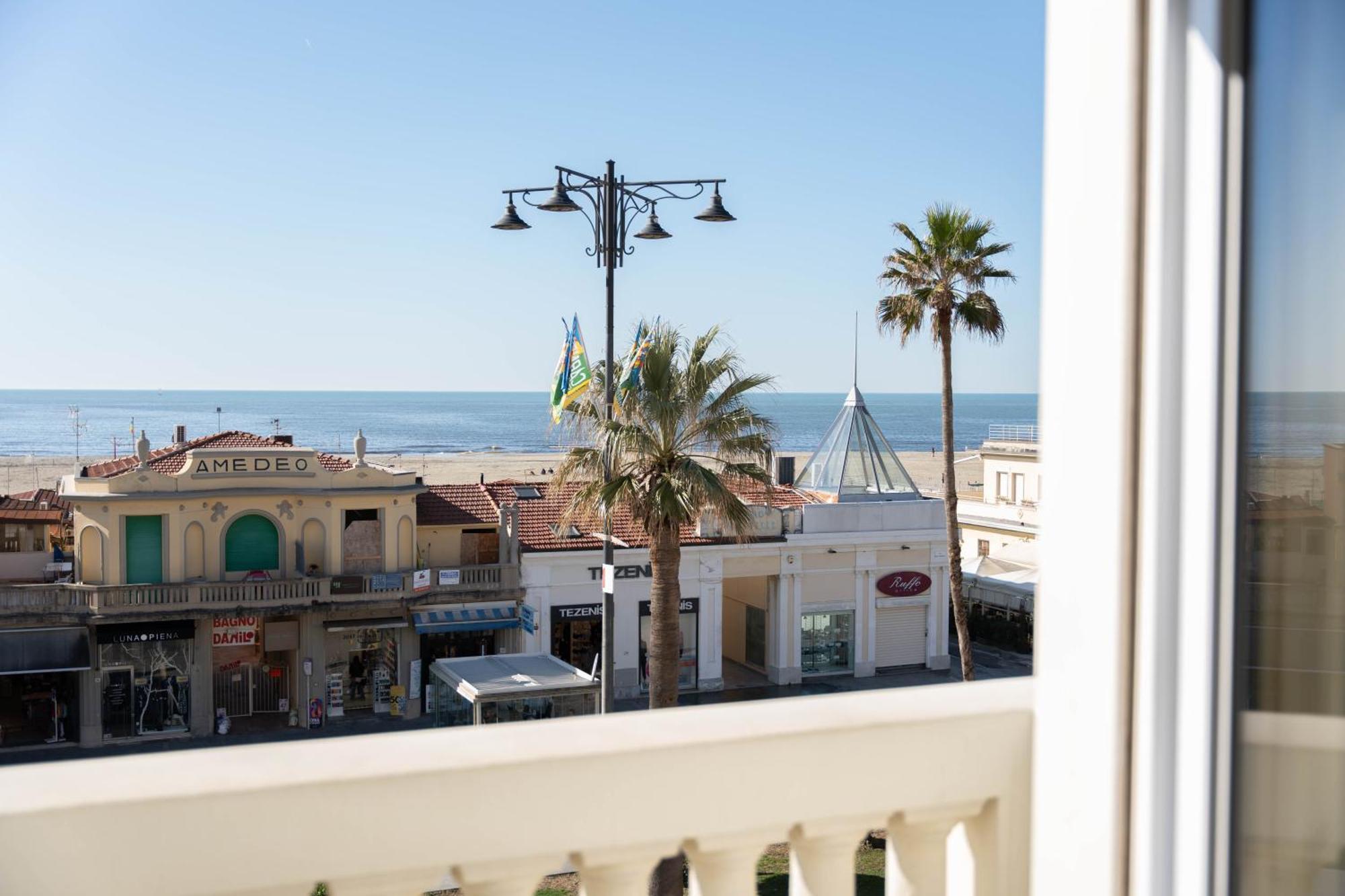 Hotel London Viareggio Kültér fotó